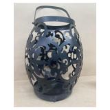 Metal decorative lantern
