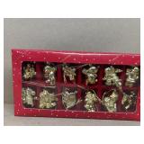 Gold tone, Christmas ornaments