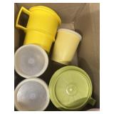 Tupperware mugs glasses with lids