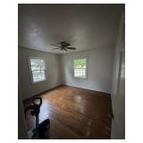 3 Bedroom / 1 Bath w/ Full Basement