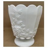 Westmoreland grape pattern compote