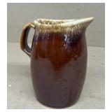 Hull pottery creamer