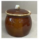 Hull pottery pot small size