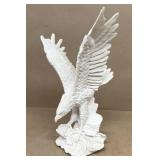 Eagle with fish handmade sculpture Italy **