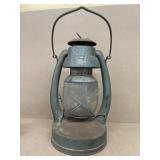 Gambler oil lantern