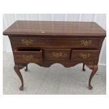 Queen Ann Server, Nice