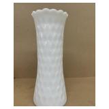 EX Brody Milk, glass vase