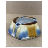 Ceramic ashtray