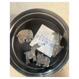 Safari animal magnets