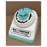 Dial a perfect edge sharpener