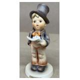 Hummel street singer