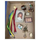 Animal ribbons, pill box & stones, miscellaneous