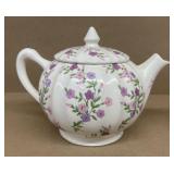 WC George tea pot small chip on spout