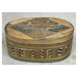 Wooden trinket box