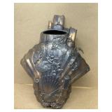 Metal wall flower holder