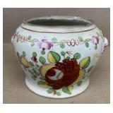 Early Soft-Paste Sugar bowl base