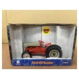 Ford 8N new Holland tractor ERTL diecast