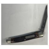 Old-time single bladed pocket knife