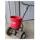 Earlthway Grass Seeder