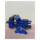 Wilton 4 1/2 inch table vice