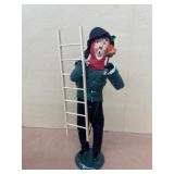 BYERS choice caroler holding ladder