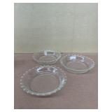 Pyrex miniature pie dishes