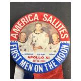 1969 America salute Apollo XI button