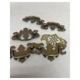 Cabinet handle hardware