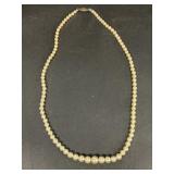 Sterling silver clasp pearl necklace