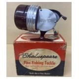 Shakespeare wonder cast number 1795 fishing reel