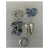 Custom jewelry broaches