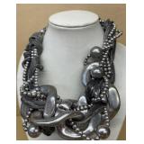 Costume jewelry necklace