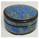 Papier-mï¿½chï¿½ ring dish