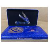 Case XX  Freemason salute, bucket, knife