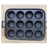 Cast-iron muffin pan