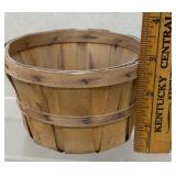 Small Burlington Berry Basket