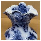 Royal semi porcelain wooden England vase, **