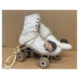 Chicago rollerskates
