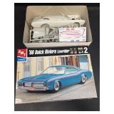 66 Buick Riviera Lowrider model kit