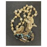 Costume jewelry necklace