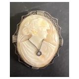 Cameo brooch
