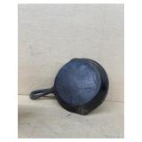 Cast dining room skillet 6 1/2 inch