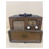 Zenith vintage radio as is