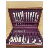 NAKENS silverware, chest, pearl handled flatware