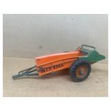 New idea, manure spreader