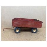 ERTL farm wagon