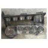 Vehicle instrument panel 472 Dodge Challenger