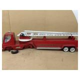 Nylint fire truck no front wheels
