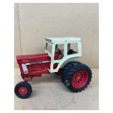 FARMALL 1466 international Turbo toy tractor
