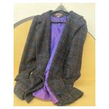 New York girl, large coat